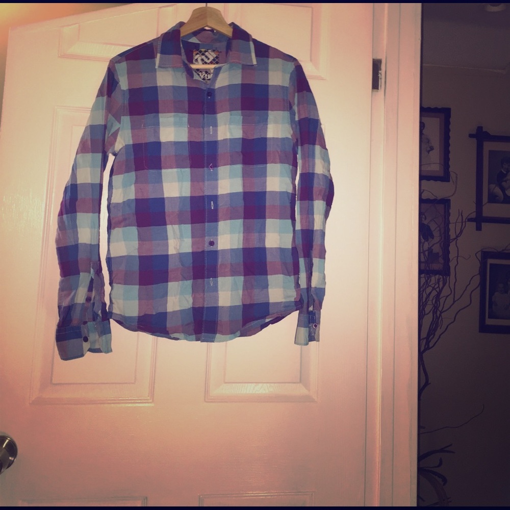 Light weight button down. Lightly worn