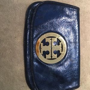 Tory burch Gold logo detail clutch handbag