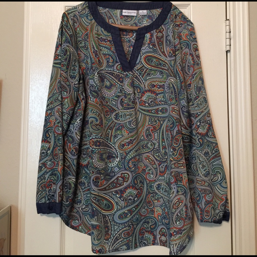 Liz Claiborne paisley tunic w/denim collar/sleeves