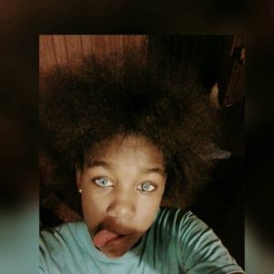 Meet your Posher, Sandrea