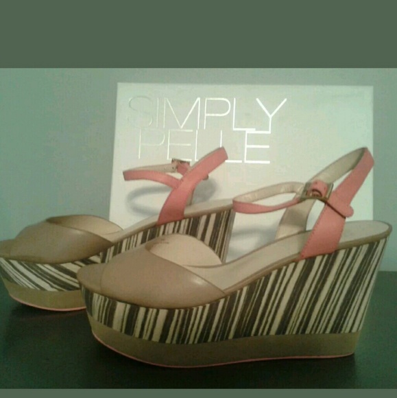 🎉HP🎉💚$ALE💚NEW  AUTHENTIC SIMPLY PELLE WEDGES - Picture 2 of 4