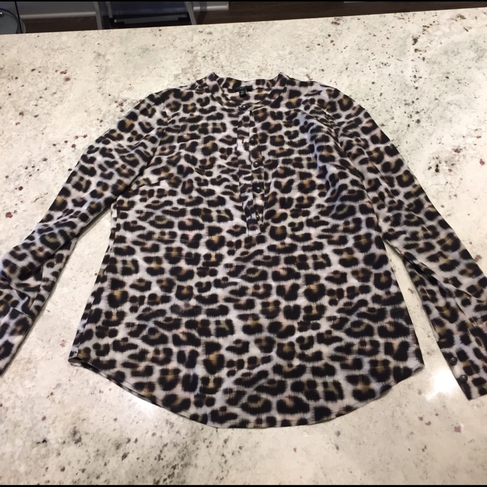 Ann Taylor petite size 6 flowy long sleeve shirt