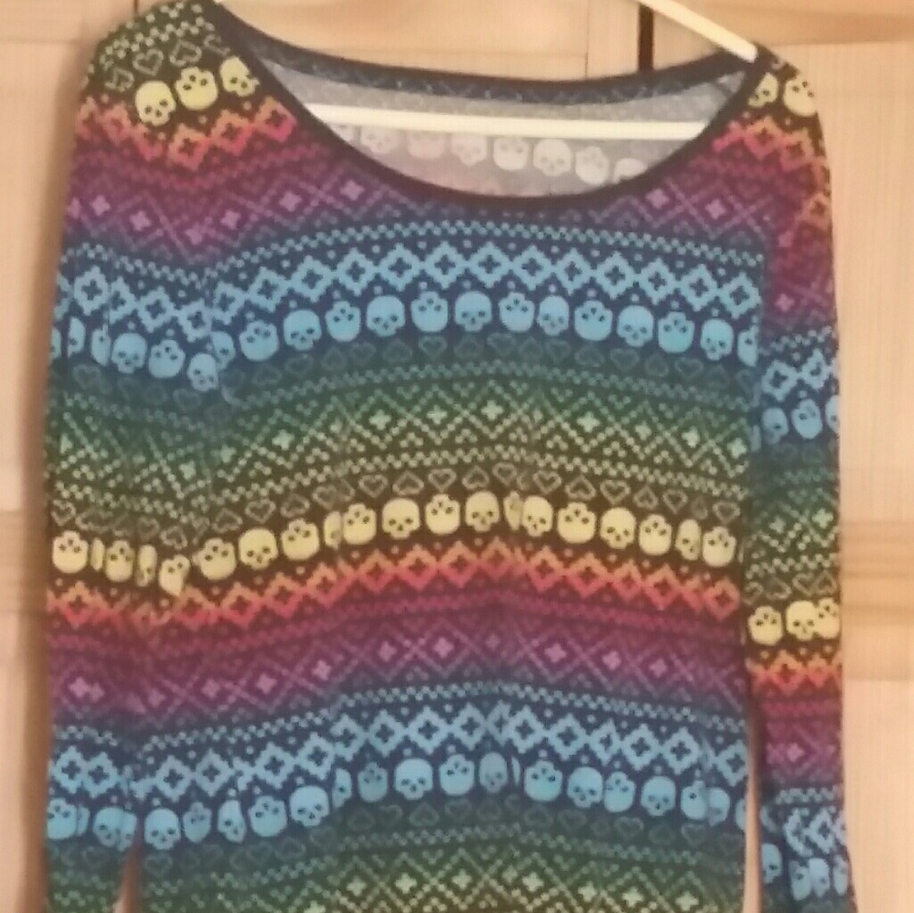 Long sleeve length top