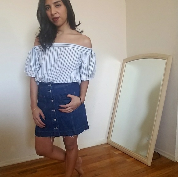 BLUE STRIPED OFF SHOULDER TOP - Picture 6 of 6