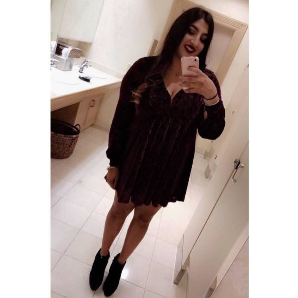 Meet your Posher, Komal