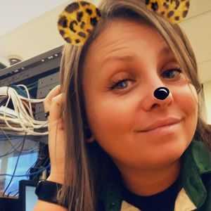 Meet your Posher, Casey