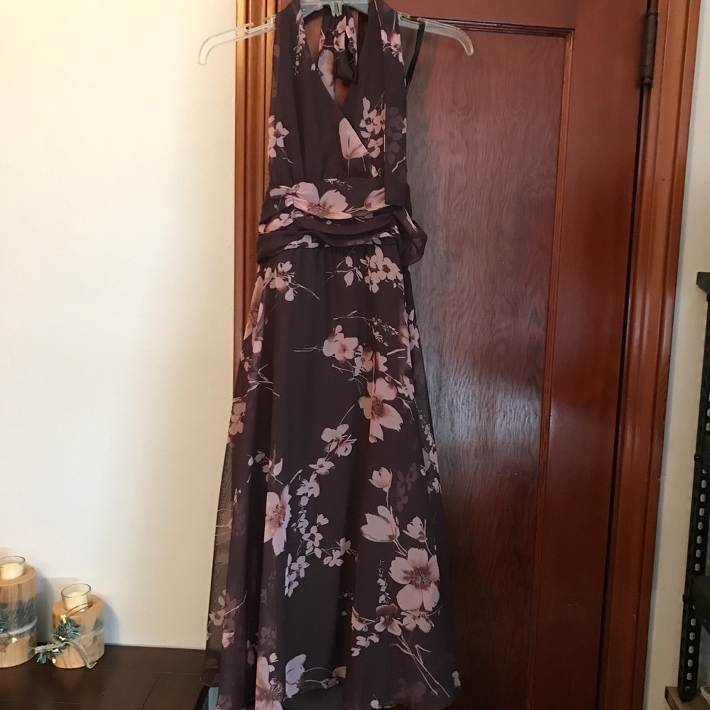 Like New Womens 16 Floral Halter Dress