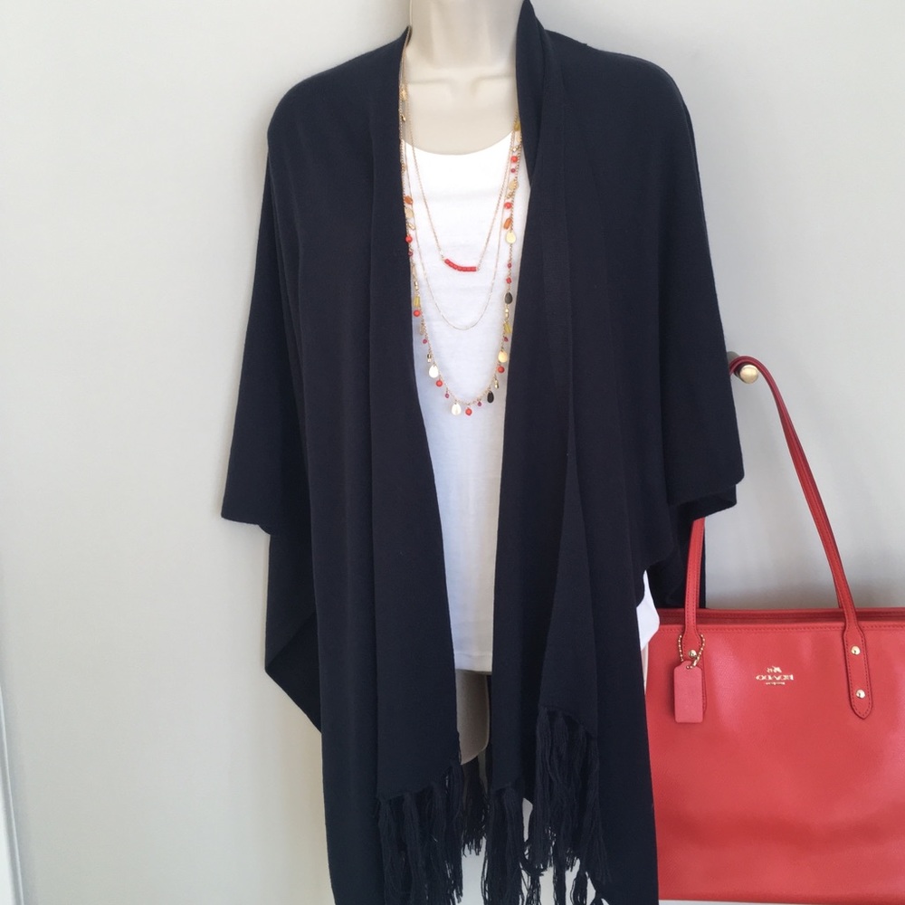 LONG SHAWL CAPE