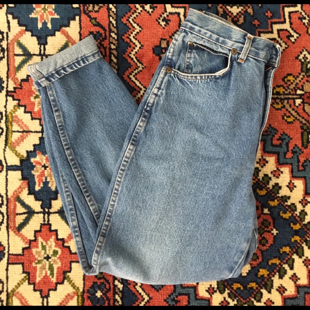 Chic vintage mom jeans