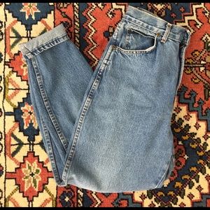 Chic vintage mom jeans