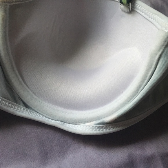 Tropical bikini top - Picture 2 of 4