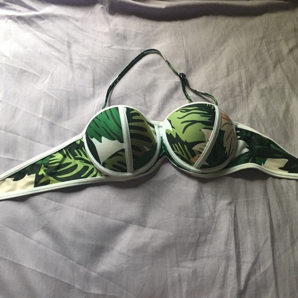 Tropical bikini top - Picture 1 of 4