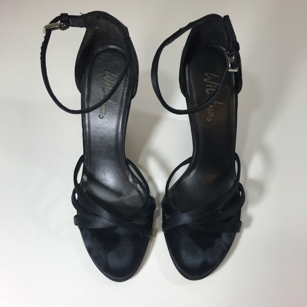 Black wedges 👡