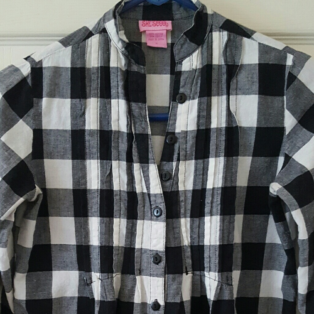 Buffalo Plaid Pintuck Tunic - Picture 3 of 4