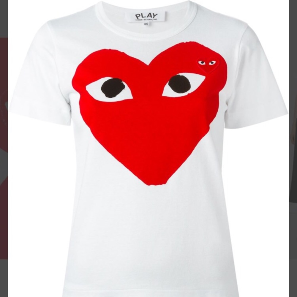 Comme Des Garçons Play- Red Heart T shirt