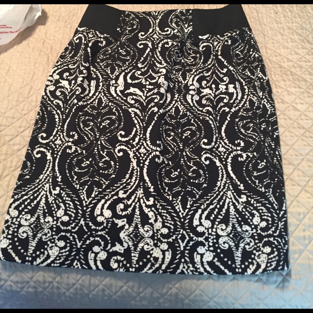 Pencil skirt