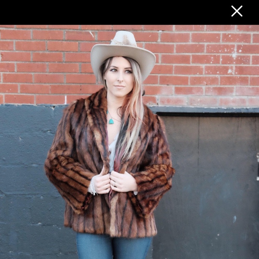 Vintage g muons fur coat