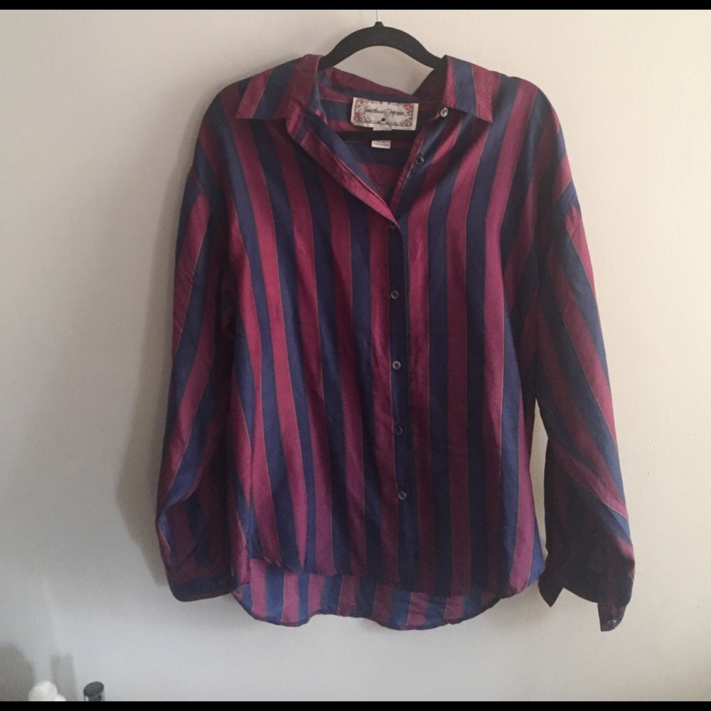 Chuck Bass Silk Oversized collared shirt .