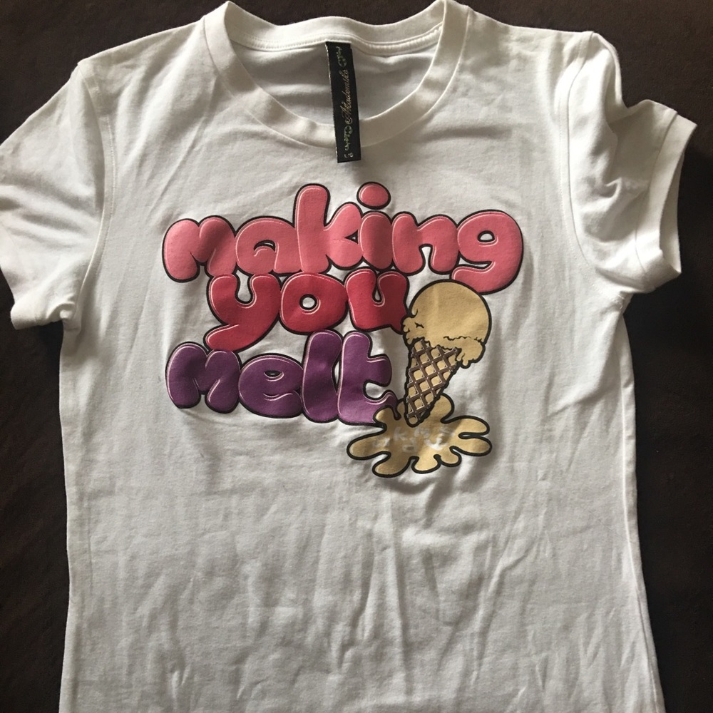 Ladies AKADEMIKS GRAPHIC T SHIRT