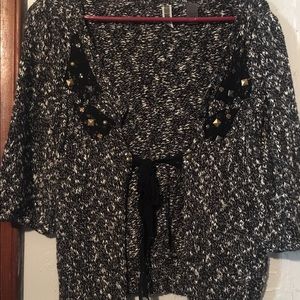 Super cute BKE sweater!