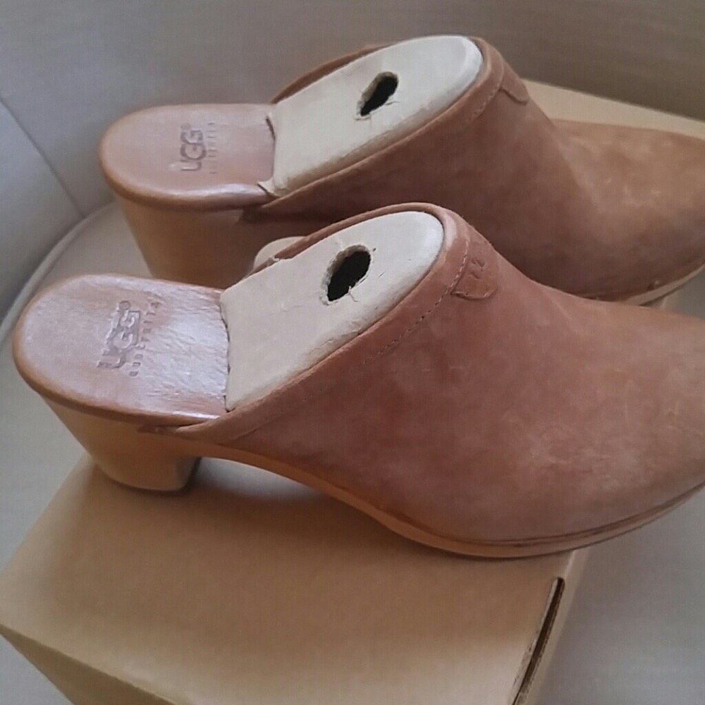 More clogs. Wore 1x.