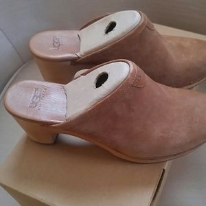 More clogs. Wore 1x.