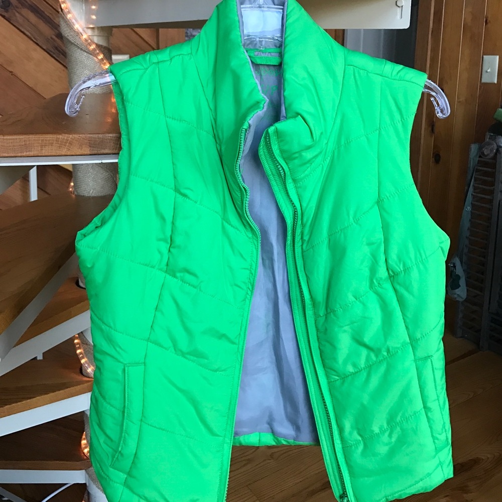 Green puffer vest