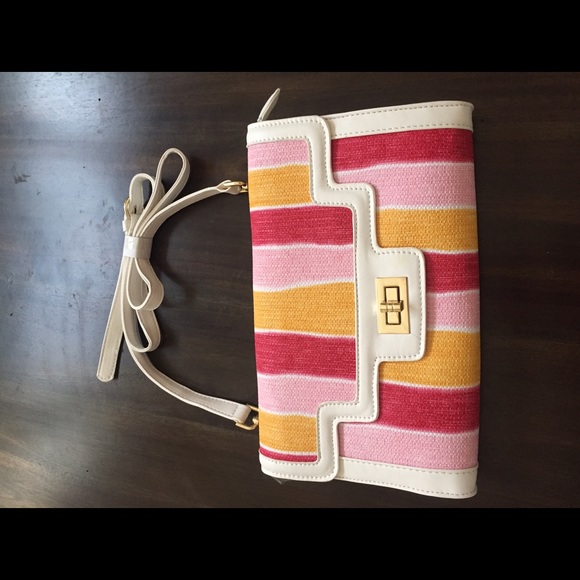 🛑SOLD🛑New pink and yellow purse 👛 - Picture 2 of 4