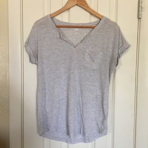 Gray t shirt with front pocket
