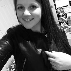 Meet your Posher, Nadia