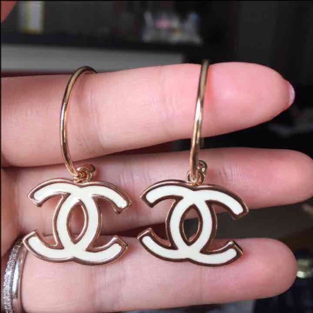 Two side Hoop earring