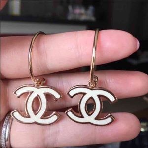 Two side Hoop earring