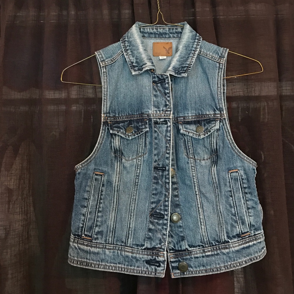 American eagle jean vest