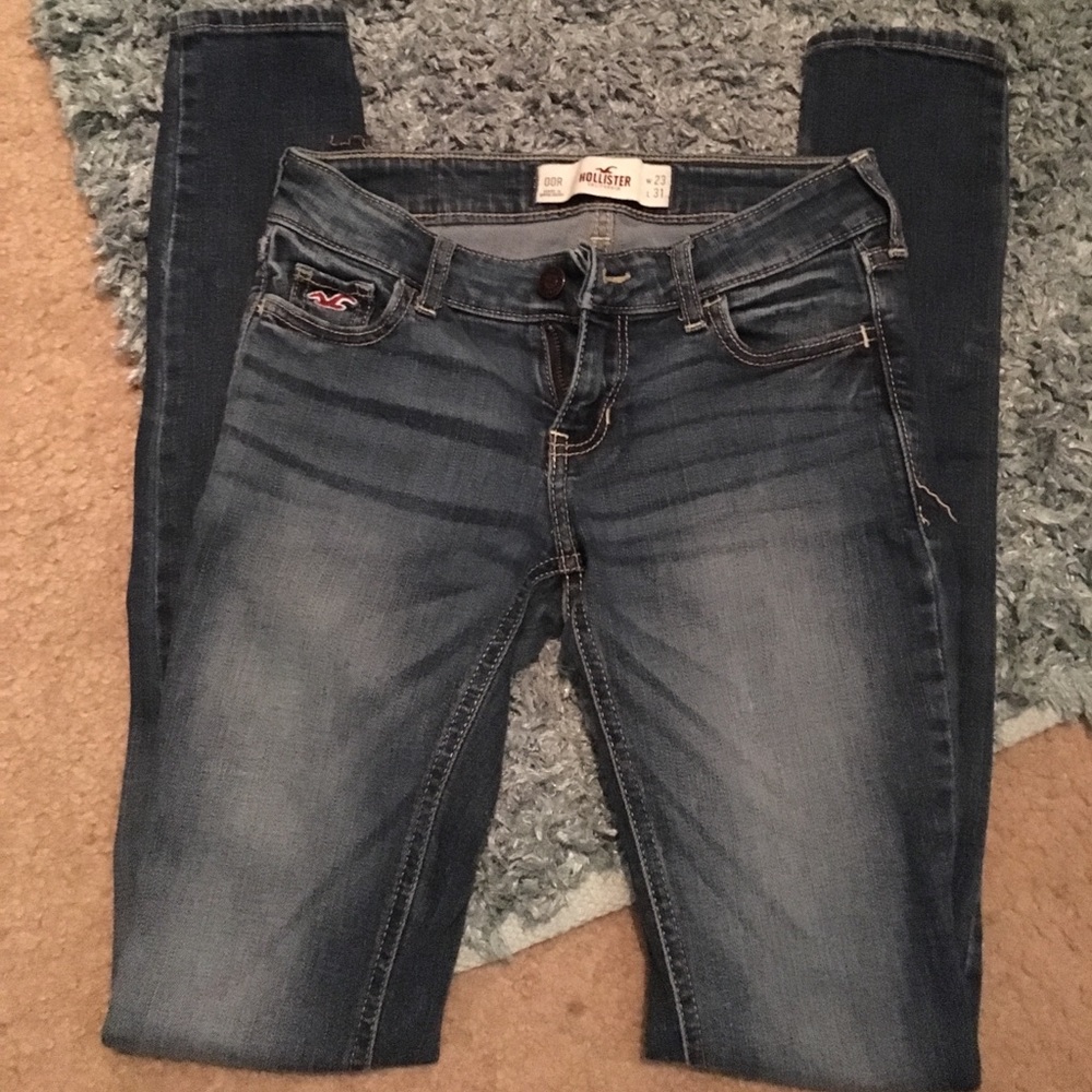 Hollister skinny jeans
