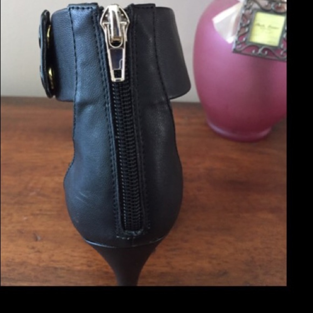 Kim Kardashian Style Sexy cut-out zip-up high heel - Picture 5 of 6