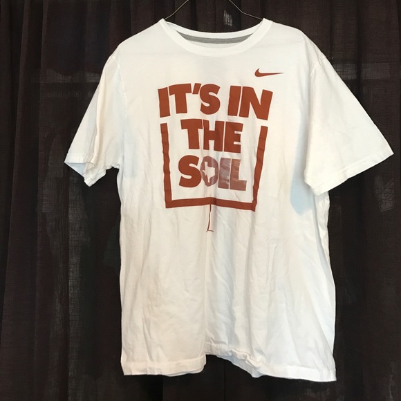"It's in the soil" tshirt - Picture 1 of 1