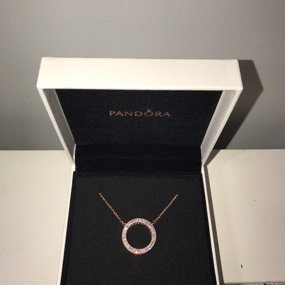 HEARTS OF PANDORA Chain