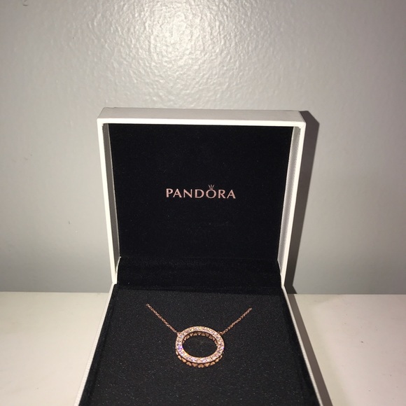 HEARTS OF PANDORA Chain - Picture 2 of 3