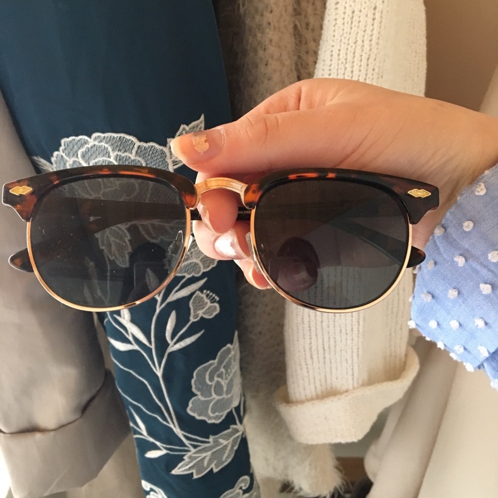 tortoise sunglasses