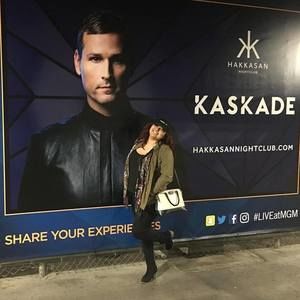 Meet your Posher, Daisee