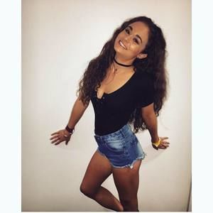 Meet your Posher, Caroline