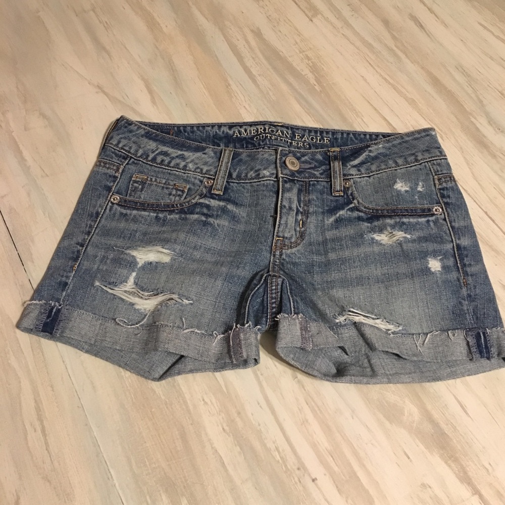 American Eagle jean shorts distressed Sz 0