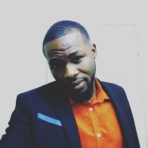 Meet your Posher, Emmanuel