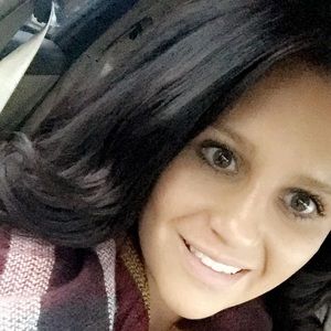 Meet your Posher, Allyson