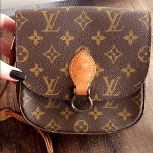 Louis Vuitton St Cloud