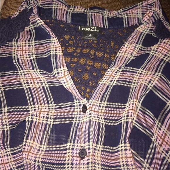 Plaid button down - Picture 1 of 3