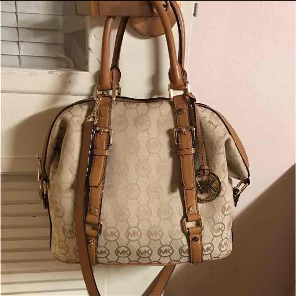 Large Michael kors bag