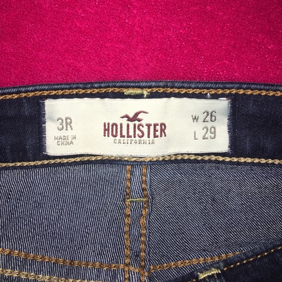 DARK WASH HOLLISTER JEGGINGS - Picture 3 of 3