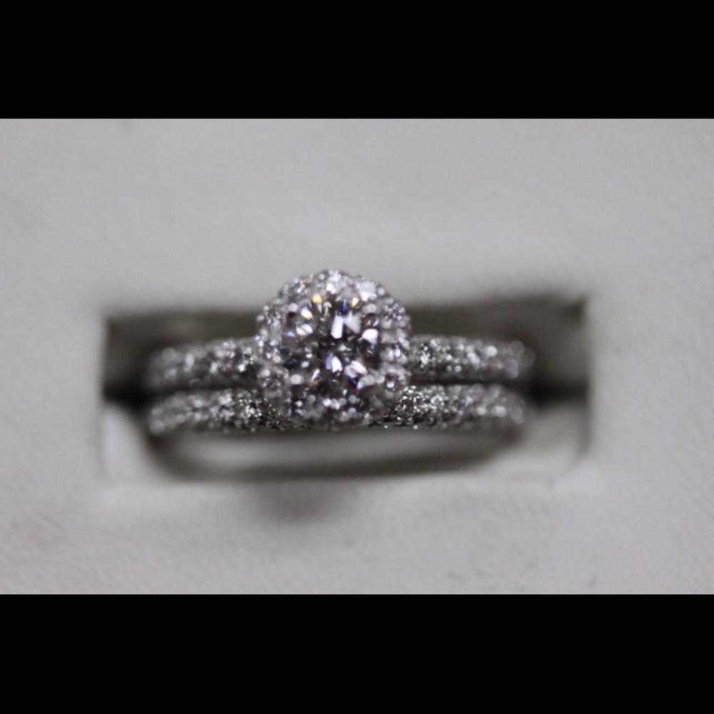 Wedding Diamond Halo Set 14K White Gold
