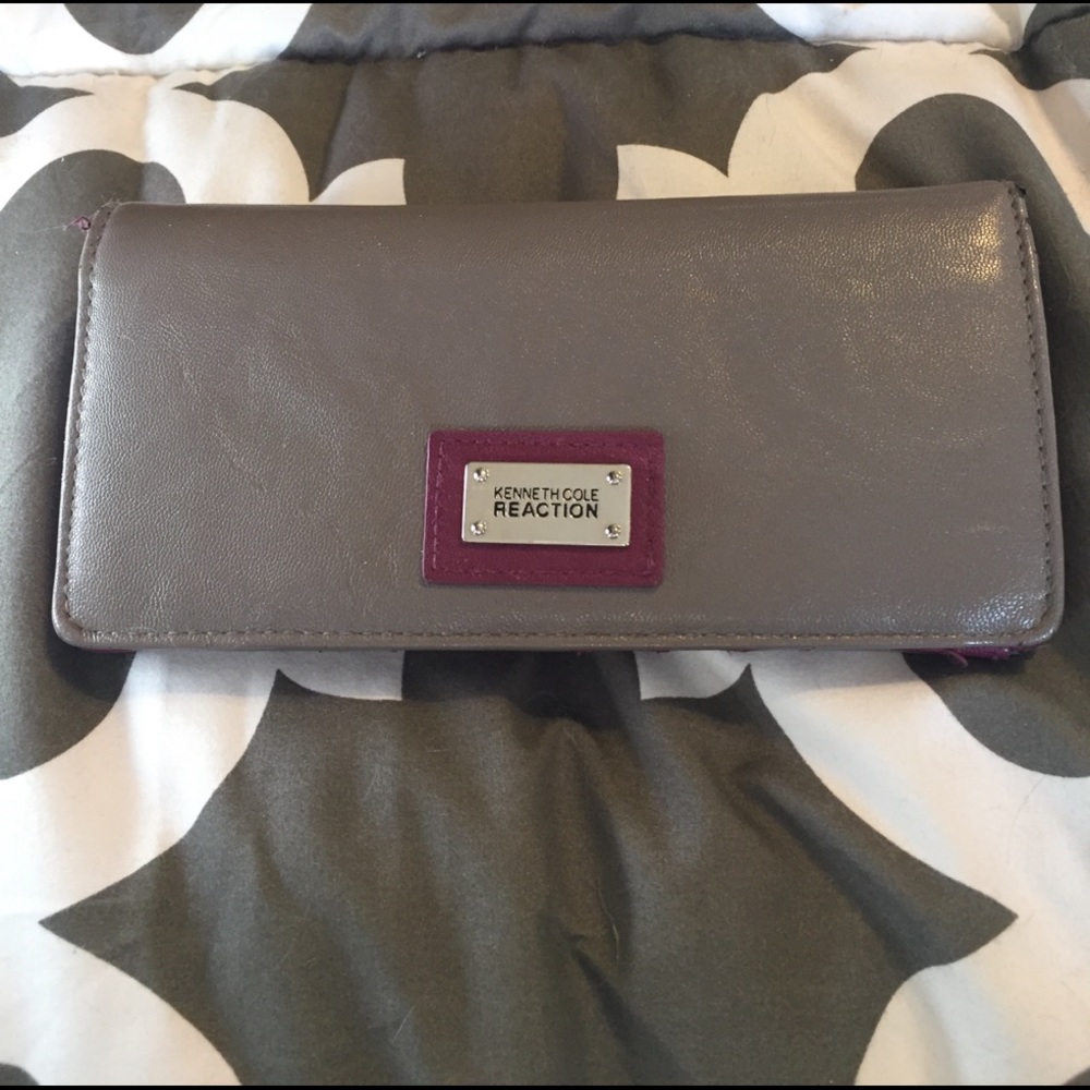 Kenneth Cole Reaction wallet
